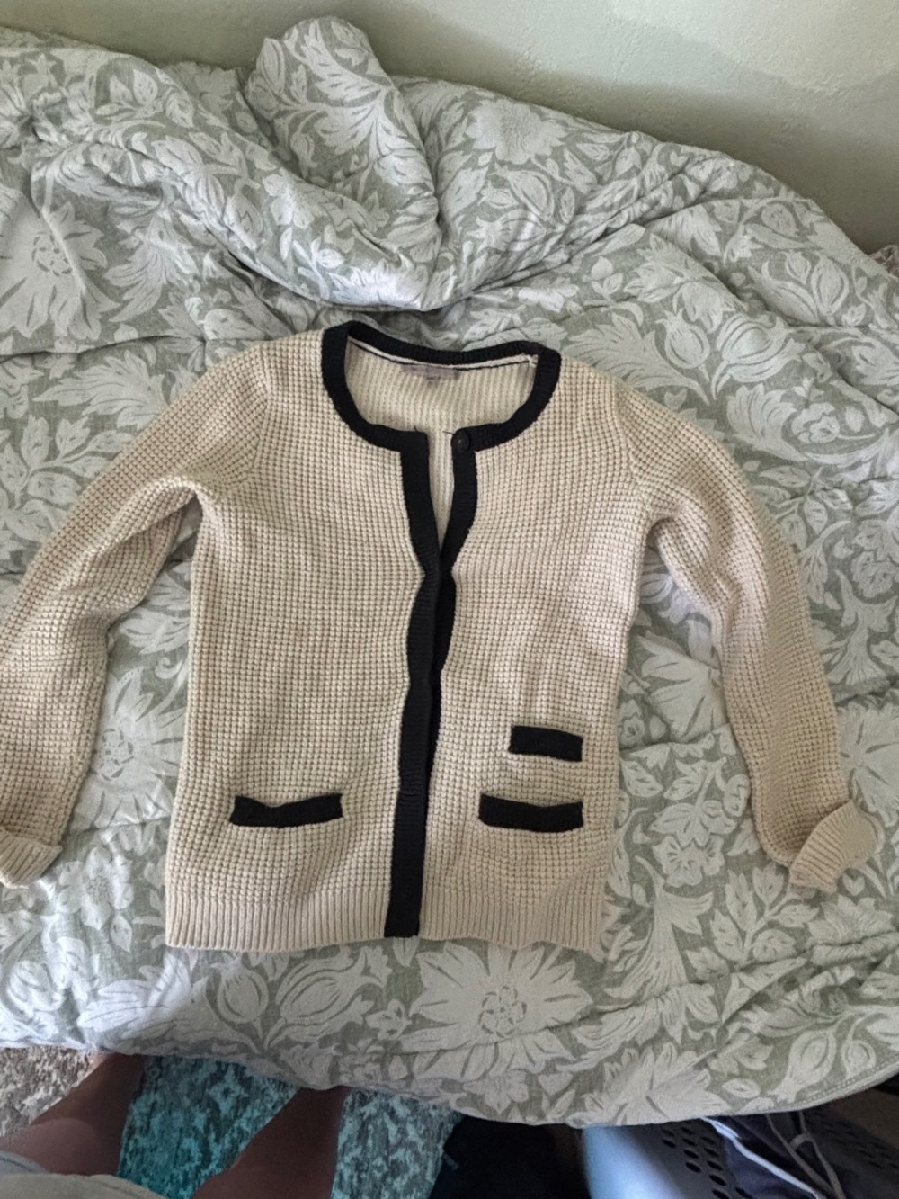 Gap knit cardigan